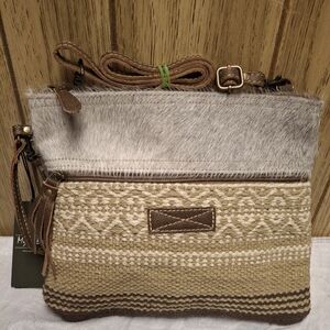 New Myra Crossbody Bag 11"× 10"